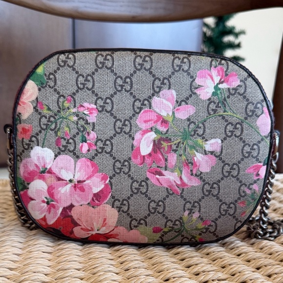 Gucci Pink Floral GG Supreme Leather & Canvas Crossbody Bag - Picture 3 of 13